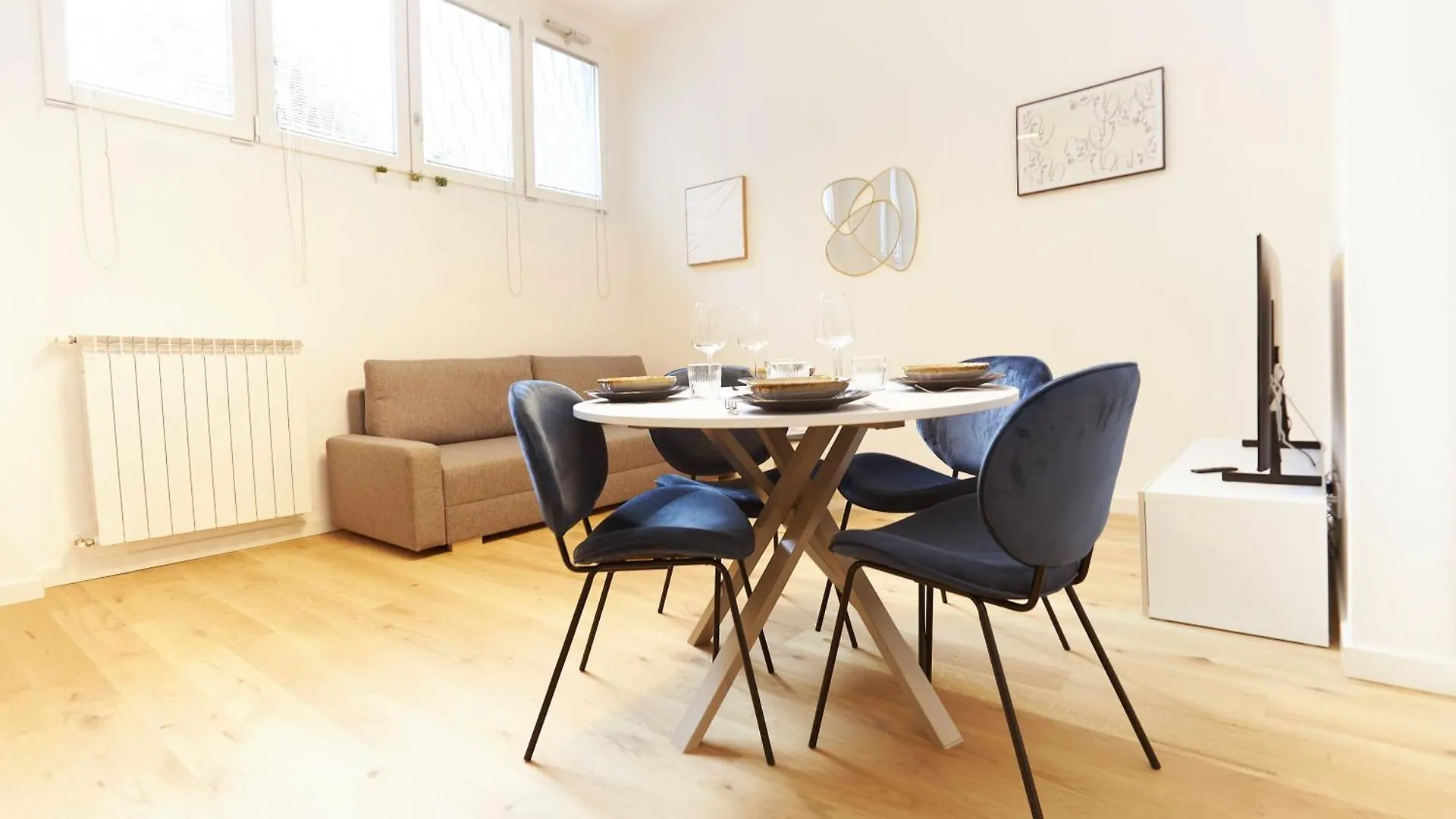 Milano Urban Flats - City Center Apartments