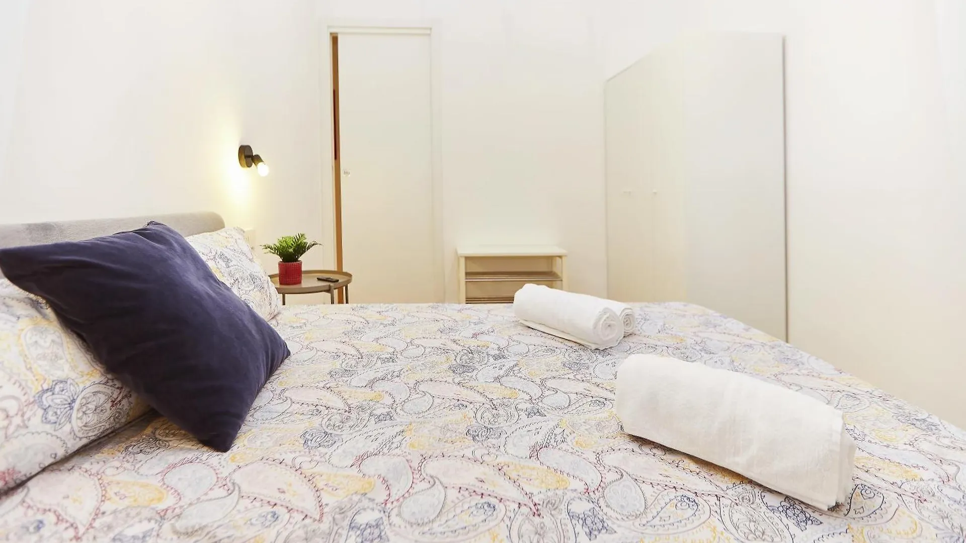 Milano Urban Flats - City Center Apartments 0*, Милан